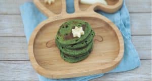 Grünkohl-Bananen-Blinis nach einem Rezept von Miss Broccoli – da greifen auch Gemüsemuffel gerne zu. (Quelle: Moana Werschler)