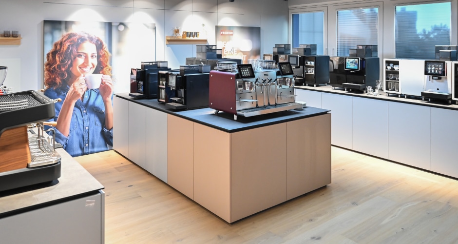 Am 5. Juli wurde der neue Showroom von Franke Coffee Systems in Wien eröffnet. Er ist der erste Showroom im neuen Markendesign der Franke Gruppe.
