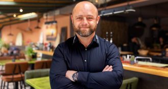 Manuel Bendig ist Geschäftsführer der Gastrofabrik und entwickelte das australische Restaurantkonzept Uluru.
