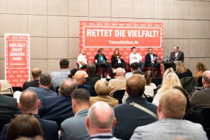 In Mainz fiel der Startschuss für die Kampagne „Rettet die Vielfalt“ für die Beibehaltung der 7 % Mehrwertsteuer durch „Vereint für die Gastro“.