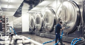 Anlage Brauerei Hofbräuhaus Traunstein mit Rohrleitungssystemen von Sanha