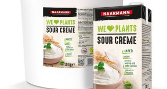 Naarmann bewirbt sich mit seiner veganen Sour Creme für den Preis Best of Market 2023.