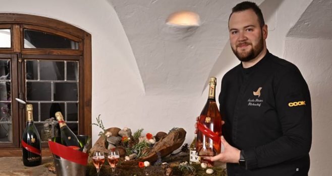 Sascha Förster, Chef de Cuisine im Klosterhof Alpine Hideaway & Spa, Neuentdeckung von 12 Monate 12 Sterne 2024
