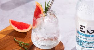 Edinburgh Seaside Gin als Hauptzutat eines Gin Tonics