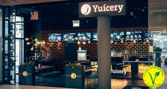 Yuicery, mit Filialen in Stuttgart und Köln, trägt als erstes Restaurantkonzept der Systemgastronomie das V-Label „vegan“.