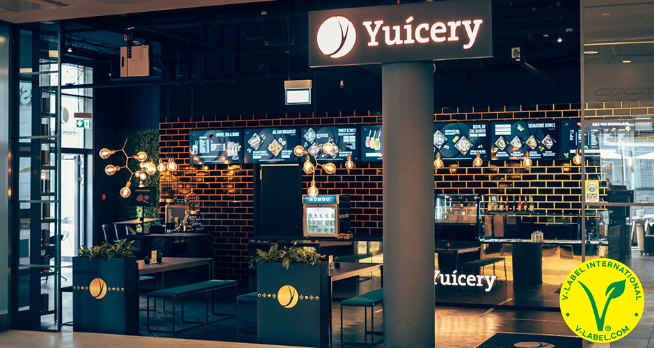 Yuicery, mit Filialen in Stuttgart und Köln, trägt als erstes Restaurantkonzept der Systemgastronomie das V-Label „vegan“.