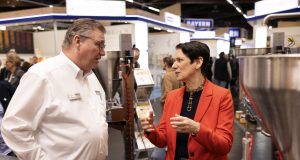 Boyens Backservice zieht nach der Teilnahme an der Messe Biofach in Nürnberg, zu der Ministerin Silke Gorißen an den Stand kam, ein positives Resümee.