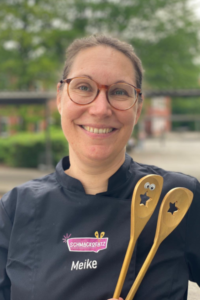 Meike Schlautmann, Küchenleitung der Mensa Schmackofatz der Mathilde Anneke Gesamtschule in Münster.