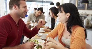 Quasseltisch bietet einen Ort zum Austausch.