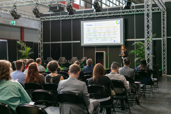 Auf dem AVF Summit der Association for Vertical Farming tauscht sich das Fachpublikum aus, vernetzt sich und treibt innovative Konzepte voran.