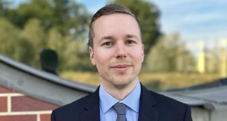 Sören Hilschenz, Abteilungsleiter Hochschulgastronomie des Studierendenwerks Ost:Brandenburg, im Interview über das Projekt NahWertVoll, Regionalität und Grenzen von Bio.