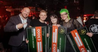 Die drei Top-Platzierten der Jägermeister Meister Hunter Competition - als Sieger ging Rory Sorrell hervor.