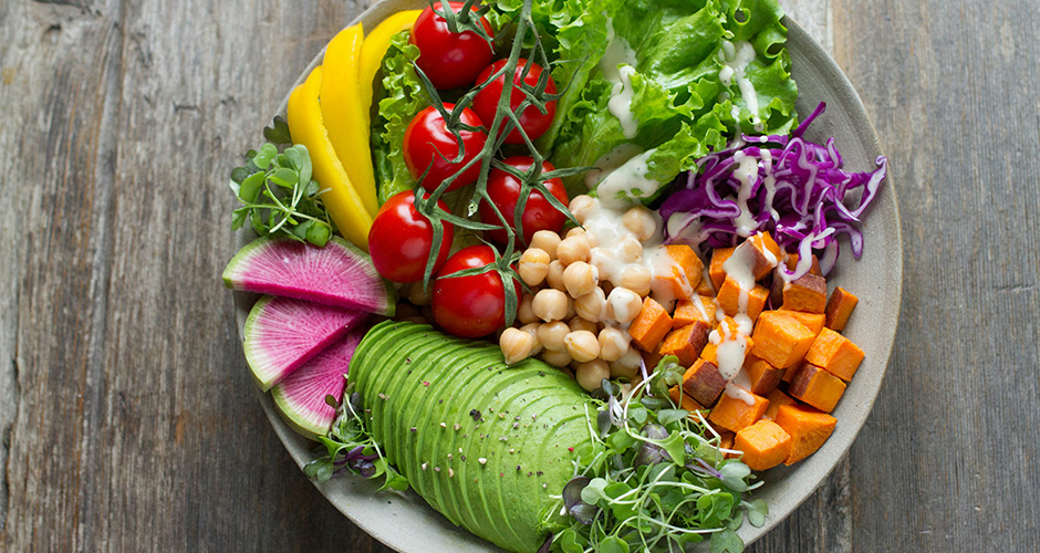 Gäste schätzen die Vielfalt und Nachhaltigkeit pflanzlicher Alternativen. Doch wie können Gastronomen den Plant-based-Trend erfolgreich umsetzen?