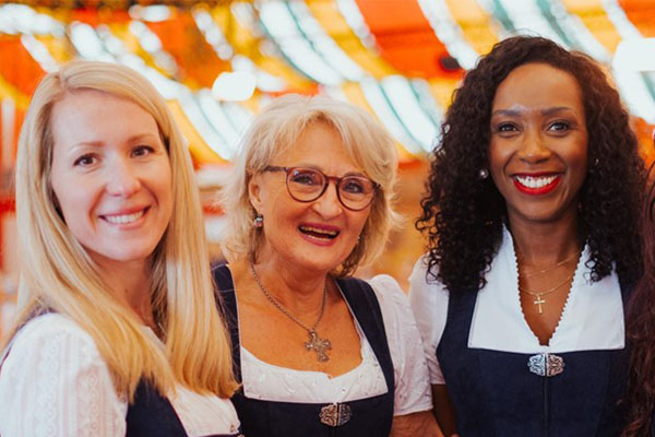 Stabswechsel beim Dehoga Bayern: Catherine Karanja folgt auf Susanne Droux.