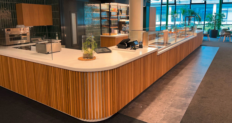 Bei der Neugestaltung des Standort IV der Datev Gastronomie wurde Barrierefreiheit konsequent mitgedacht.