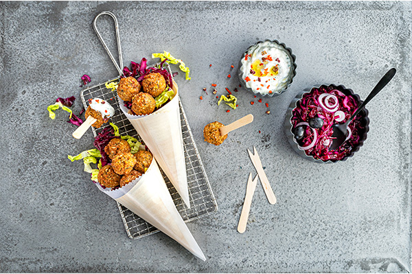 Falafelbällchen sind laut Apetito Menü-Charts 2024 das Veggie-Lieblingsgericht.