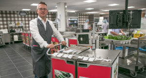 Beim Roomservice-Konzept Ons menu vooru im JBZ in den Niederlanden wird a la carte frisch gekocht und serviert.