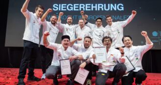 Im Koch des Jahres Halbfinale kommen zum ersten Mal fünf durch.