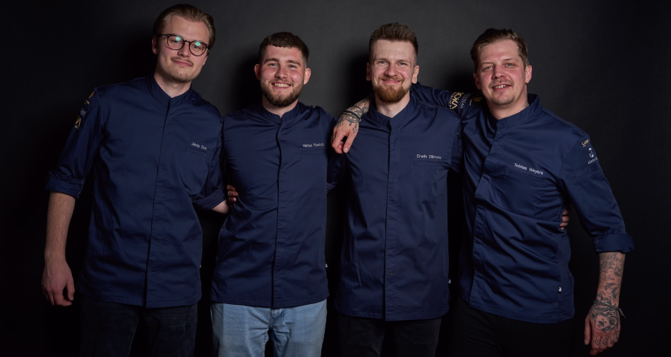 Die zwei Wildcard Chefs mit ihren Assistenten. (v.l.n.r.: Jakob Oos, Niklas Reinholz, Erwin Dillmann, Tobias Weyers)