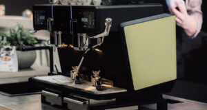 In Zeiten von Fachkräftemangel und steigenden Erwartungen an Kaffeequalität und -vielfalt trifft die WMF espresso Next den Nerv der Gastro- und Baristaszene.