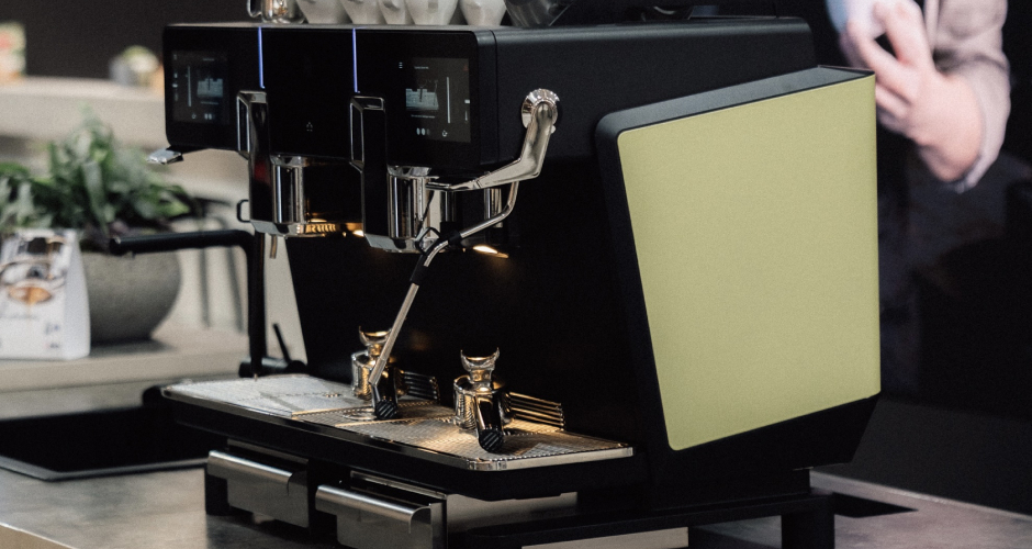 In Zeiten von Fachkräftemangel und steigenden Erwartungen an Kaffeequalität und -vielfalt trifft die WMF espresso Next den Nerv der Gastro- und Baristaszene.