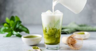 Die neuen Iced-Matcha-Latte Rezepte von Dallmayer.