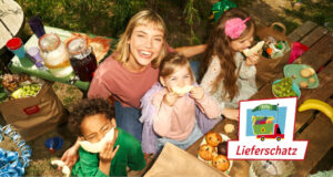 Mit der Rabattaktion „KiTa Lieferschatz“ unterstützt der REWE Lieferservice deutschlandweit Kindertagesstätten und belohnt ihre Einkäufe.
