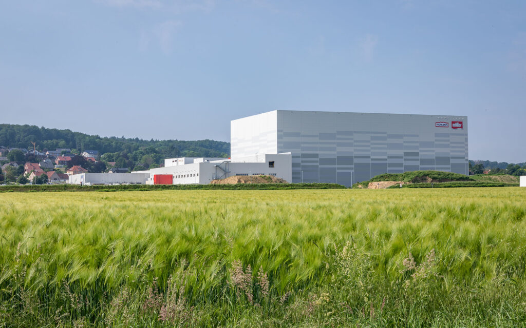 Homann betreibt Europas modernste Saucen- und Dressingfabrik mit zwei Standorten in Deutschland. Bald feiert das Unternehmen 150 Jahre.