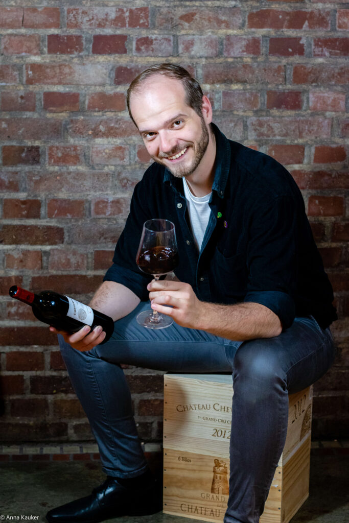 Sebastian Russold verstärkt das DHA-Team als Wein-Experte