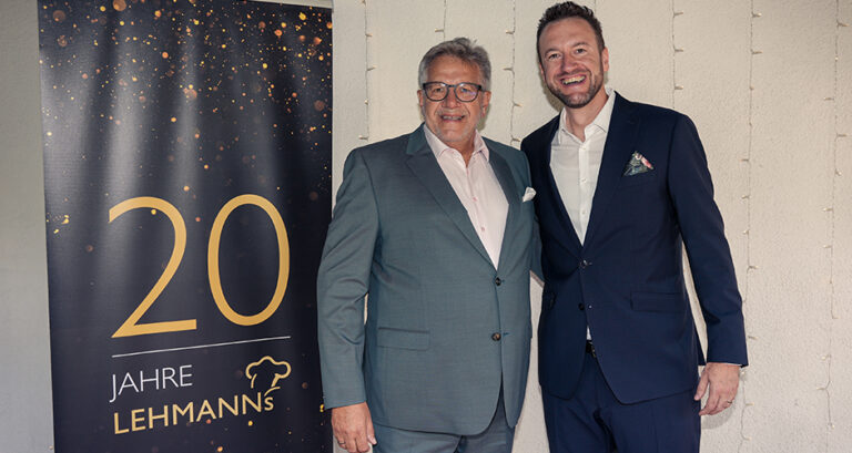 Günther und Stefan Lehmann, die Gründer und Geschäftsfphrer von Lehmanns Gastronomie bei der Feier zu 20 Jahren Jubiläum.