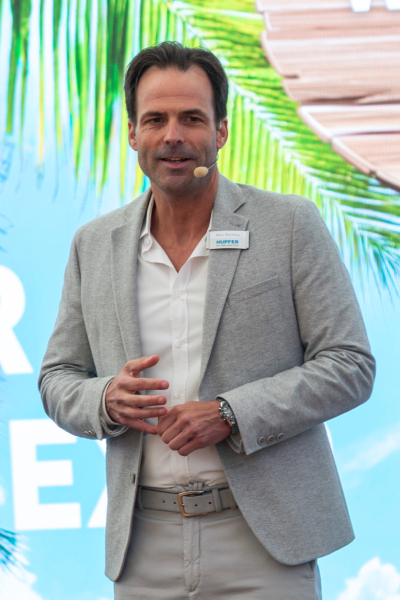 Geschäftsführer Marc Reichling durfte sich mit seinem Team erneut über Full House freuen, viele Besucher reisten von weit her an, ob Europa, UK, Indien oder Aserbeidschan.