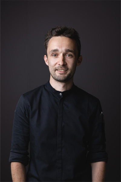 Alexander Fink, Patissier, Chรขteau de Raymontpierre, Val Terbi (CH).