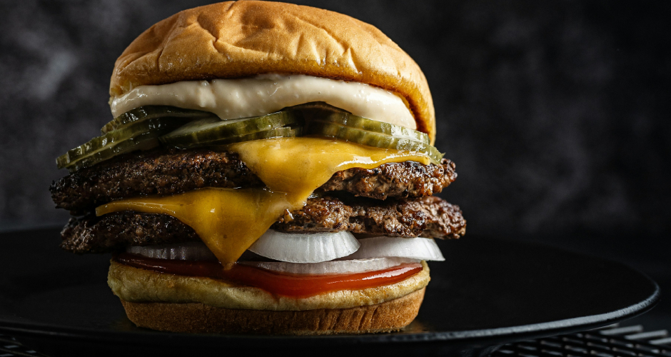 Die Better-Burger-Marke Ruff's Burger hat Burgerheart übernommen, um mit der Expansion ihr Netzwerk weiter zu stärken.