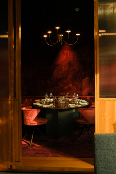 „Nice Dining“ als neue Kategorie für alle, die gutes Essen unkompliziert erleben möchten, gibt es ab sofort im Nice auf dem iCampus im Werksviertel.