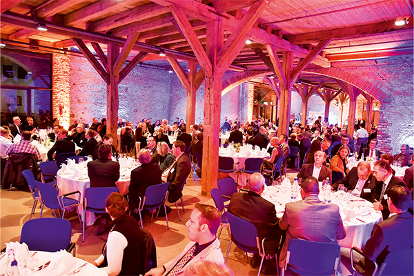 Seit 2010 findet die Preisverleihung im Forum Fürstenfeldbruck, im Rahmen des S&F-Symposiums statt.