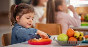 Der bundesweite Tag der Schulverpflegung am 23. September 2025 thematisiert Schulverpflegung als strukturelles Rückgrat des Ganztags.