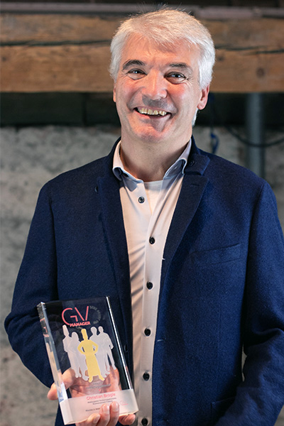 Christian Brogle von der Hochschulgastronomie des Studierendenwerks Freiburg ist frisch gekürter GV-Manager des Jahres 2025.