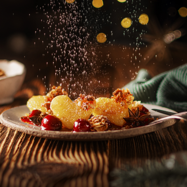Rezept für Herzelinos mit Glühwein-Kirschen und Lebkuchen-Crunch von Burgis.
