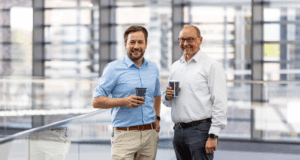 Christoph Schneider und Gebietsleiter Frank Altemeier