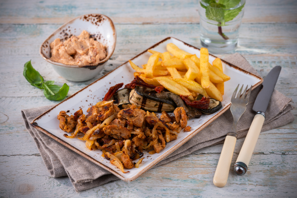 Zu den Produkten, die ECF unter der Marke Vegeta führt, zählt auch ein veganes Gyros.