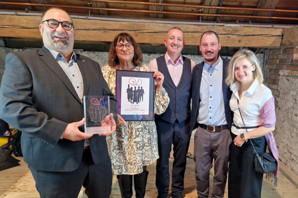 GV-Team des Jahres 2025: Kochhaus โ Gourmed Vital Ruhr GmbH, vertreten durch Ramin Homayouni, Manuela Bodola, Dennis Wyluda, Alexander Ave und Katharina Senger (v.l.)