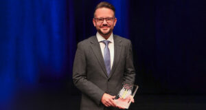 Tobias Grau wurde ausgezeichnet als GV-Manager des Jahres 2025