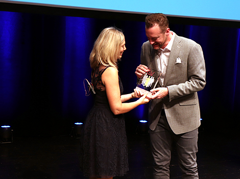 Claudia Kirchner gratuliert Stefan Lehmann