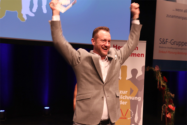 Stefan Lehmann widmete den Preis auch seinem Vater und langjährigen Geschäftspartner auf Augenhöhe.