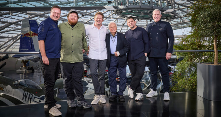 Tim Mälzer bringt im November 2025 ein kulinarisches Freundschaftsspiel in den Red Bull Hangar-7.