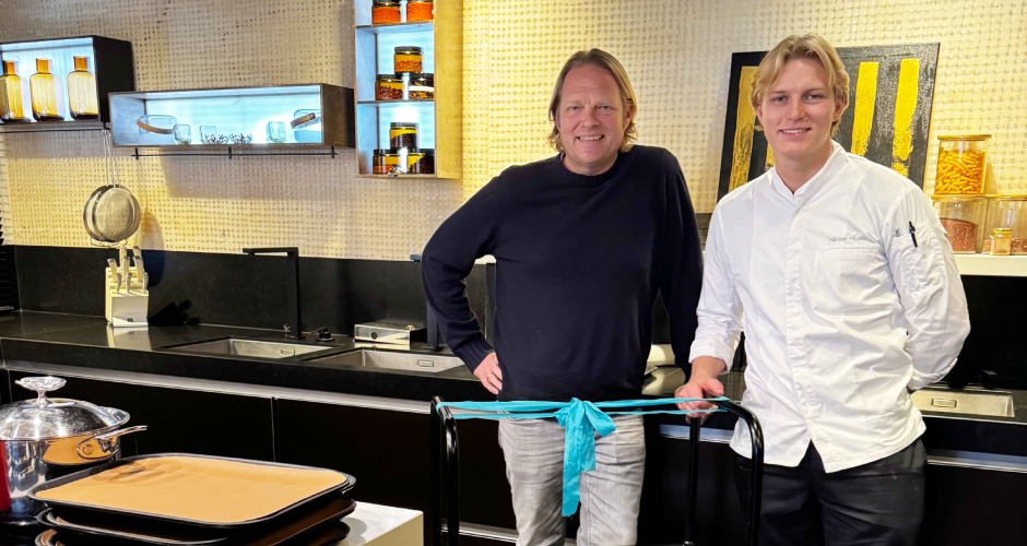Björn Freitag (l.) und Jungkoch Niklas Hues, die gemeinsam im Dorstener Restaurant Goldener Anker arbeiten.