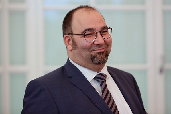 Ramin Homayouni, Gesamtleiter Verpflegungsmanagement des Kochhaus