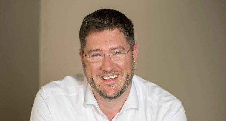 Max Luscher coffee, downies & brownies