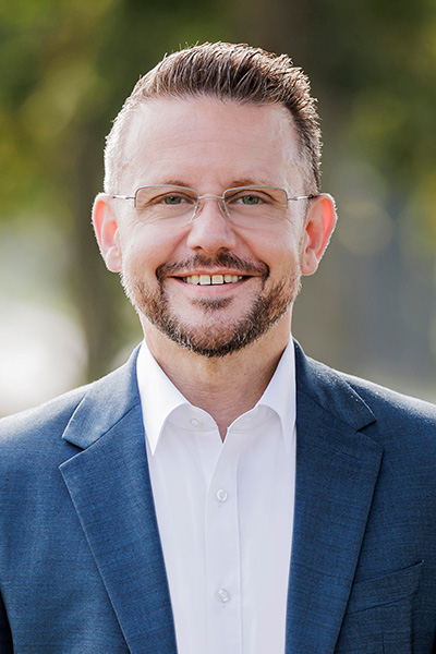 Tobias Grau fokussiert beim neuen SVZ2 der Vivantes Gastronomie Krisenresilienz und Automatisierung.