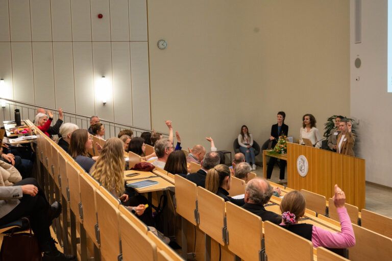 Über 100 Experten kamen beim Zukunftsforum zu gesunder Klinikverpflegung zusammen